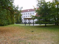 /album/fotogalerie-statni-zamek-trebon-perla-v-okveti-vodni-ruze/rebon-zamecky-altanm-jpg/